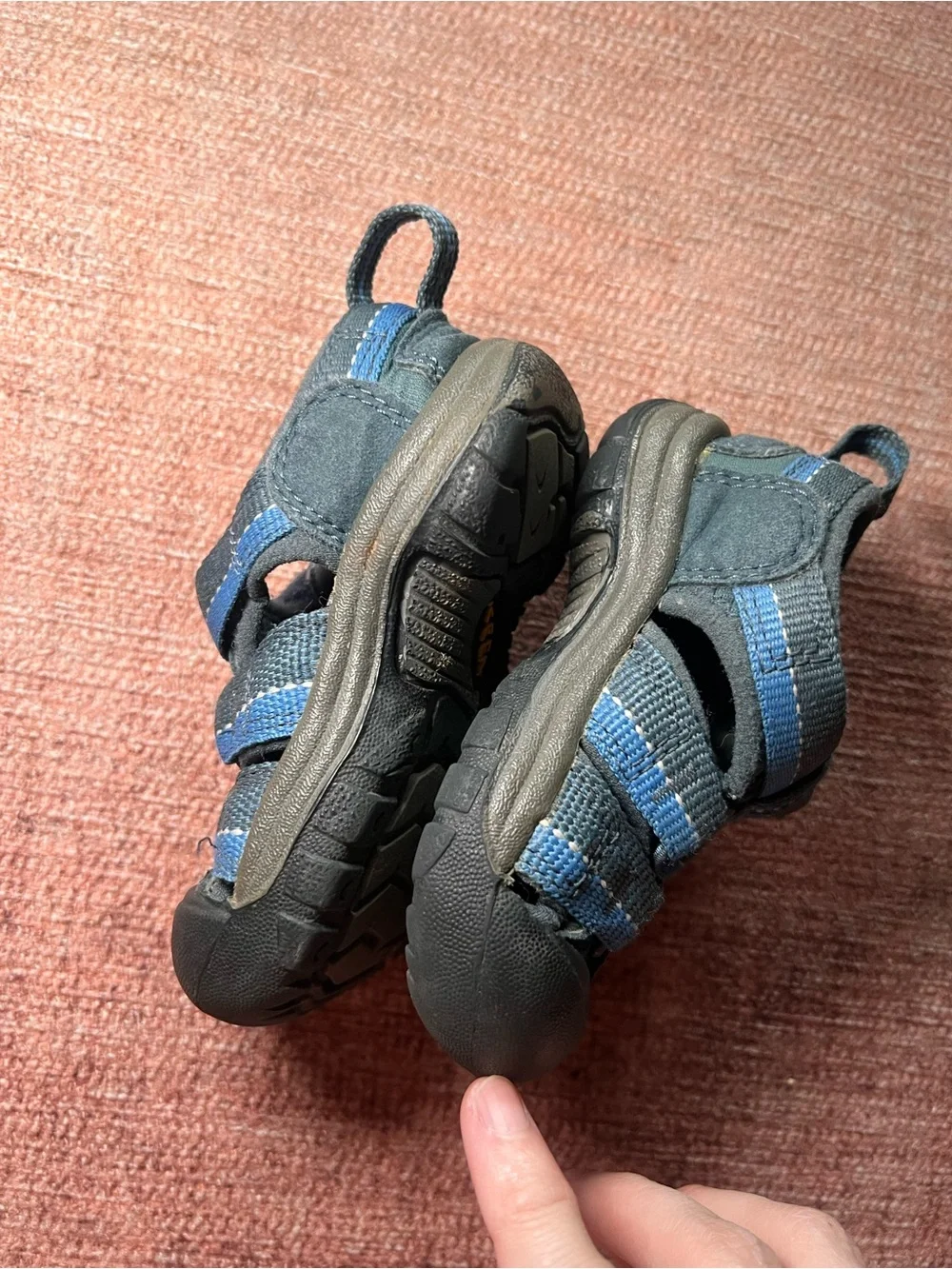 KEEN Infant Toddler Size 4 Blue Closed-Toe Water Sandals Kids Summer Shoes